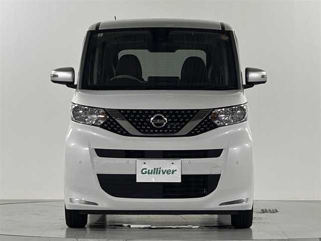 日産 ルークス オーテック 佐賀県 2021(令3)年 8.5万km ホワイトパール 純正9型ナビ/CD DVD BT フルセグTV AM FM/全方位モニター/両側パワースライドドア/後席片側ハンズフリーオートスライドドア/ハーフレザーシート/革巻きステアリング/ステアリングスイッチ/衝突軽減ブレーキ/レーンキープアシスト/オーテックホイール/保証書