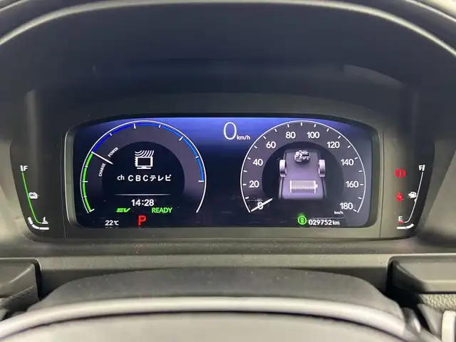 ホンダ ステップワゴン スパーダ eHEV 愛知県 2023(令5)年 3万km プラチナホワイトパール 禁煙車/ワンオーナー/純正１１.4インチホンダコネクトナビ/（ＤＶＤ/ＣＤ/フルセグTV/Bluetooth/ＡＭ/ＦＭ）/バックカメラ/ホンダセンシング/・ブラインドスポットモニター/・レーンキープアシスト/・オートハイビーム/・衝突軽減ブレーキ/・レーダークルーズコントロール/・クリアランスソナー/アドバンスドルームミラー/ＥＴＣ/前後ドライブレコーダー/シートヒーター/オットマン/両側パワースライドドア/パワーバックドア/プッシュスタート/スマートキー/ＬＥＤヘッドライト/オートライト/フロントフォグランプ/純正フロアマット/純正16インチアルミホイール/横滑り防止装置