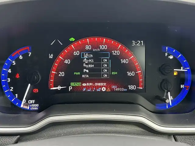 トヨタ カローラ クロス ハイブリッド Z 群馬県 2023(令5)年 1.5万km パール ナビゲーション　/フルセグテレビ　/ブルートゥース　/ＵＳＢ　/ＥＴＣ　　/全方位カメラ　/アダプティブクルーズ　/車線逸脱警報　/衝突軽減ブレーキ　/ブラインドスポットモニタ/革シート　/パワーバックドア　/保証書　/取扱説明書　/整備手帳/スマートキーX２個