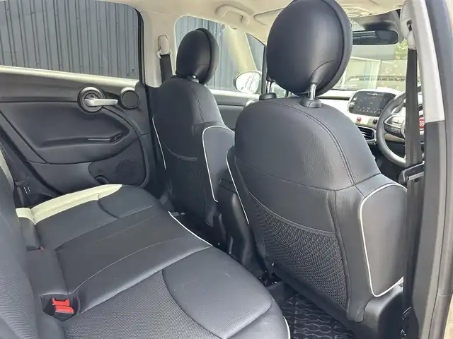 フィアット フィアット ５００Ｘ クロス 福島県 2020(令2)年 2.4万km ベージュ 純正ディスプレイオーディオ(BT/USB)/バックカメラ/アダプティブクルーズコントロール/ステアリングスイッチ/パドルシフト/ブラインドスポットモニター/コーナーセンサー/ETC/純正17AW/純正フロアマット/純正ドライブレコーダー/黒レザーシート/シートヒーター/パワーシート/取扱説明書/保証書/スペアキー