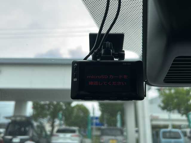 三菱 ｅＫクロス G 兵庫県 2020(令2)年 8.1万km チタニウムグレーメタリック 社外メモリーナビ・ワンセグ・BT・CD・FM・AM/バックカメラ/車線逸脱防止支援システム/衝突被害軽減ブレーキ/前後ドライブレコーダー/先行車発進通知/ロードサインアシスト/ヒルディセントコントロール/アイドリングストップ/プッシュスタート/スマートキー×1/純正フロアマット/純正ドアバイザー
