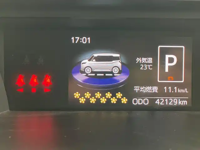 トヨタ ルーミー カスタムG－T 静岡県 2020(令2)年 4.3万km パールホワイトⅢ エンジンスタートボタン/パワーステアリング/パワーウィンドウ/アイドリングストップ/スマートキー/スペアキー１本/オートエアコン/クルーズコントロール/ETC2.0/バックカメラ/純正9インチナビ（CD.BT.フルセグ）/ドライブレコーダー/ウォークスルー/純正フロアマット/純正アルミホイール/D席N席シートヒーター/両側パワースライドドア/ABS/横滑り防止装置/コーナーセンサー前後/オートライト/オートマチックハイビーム/LEDライト/Wエアバック/衝突軽減システム