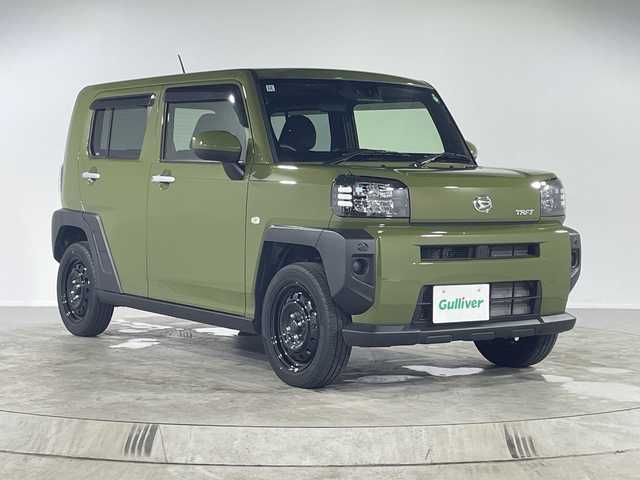ダイハツ タフト X 福岡県 2024(令6)年 0.7万km フォレストカーキメタリック 社外メモリナビ/（CD/DVD/フルセグ/BT）/バックモニター/スマートアシスト/コーナーセンサー/パノラマルーフ/ブレーキホールド/ステアリングリモコン/オートライト/LED/プッシュスタート/スマートキー/純正フロアマット/ドアバイザー