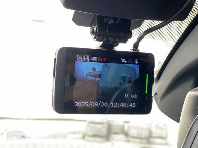 ＢＭＷ Ｘ５ xDrive 35d Mスポーツ 道北・旭川 2015(平27)年 8.1万km サファイアブラックP /4WD//禁煙車//サンルーフ//純正ナビ BT/フルセグ/AUX/USB/CD/DVD//レザーシート//前席シートヒーター//前席パワーシート//運転席メモリーシート//衝突軽減ブレーキ//オートPDC//ACC//レーンキープ//オートエアコン//革巻きステアリング//パドルシフト//ステアリングスイッチ//LEDヘッドライトオート//オートライト//オートマチックハイビーム//フォグランプ//リアフォグランプ//ヘットライトレエライザー//バックカメラ//フロントカメラ//パーキングホールド//オートリトラミラー//純正AW冬タイヤ積み込み//電動リアゲート//ヘットライトウォッシャー