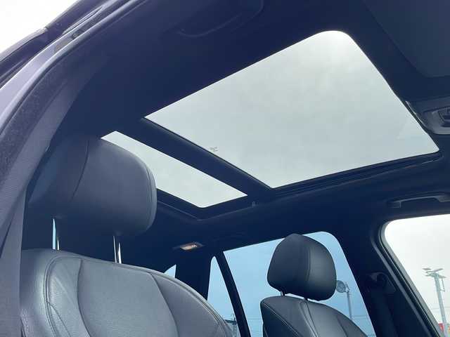 ＢＭＷ Ｘ５ xDrive 35d Mスポーツ 道北・旭川 2015(平27)年 8.1万km サファイアブラックP /4WD//禁煙車//サンルーフ//純正ナビ BT/フルセグ/AUX/USB/CD/DVD//レザーシート//前席シートヒーター//前席パワーシート//運転席メモリーシート//衝突軽減ブレーキ//オートPDC//ACC//レーンキープ//オートエアコン//革巻きステアリング//パドルシフト//ステアリングスイッチ//LEDヘッドライトオート//オートライト//オートマチックハイビーム//フォグランプ//リアフォグランプ//ヘットライトレエライザー//バックカメラ//フロントカメラ//パーキングホールド//オートリトラミラー//純正AW冬タイヤ積み込み//電動リアゲート//ヘットライトウォッシャー