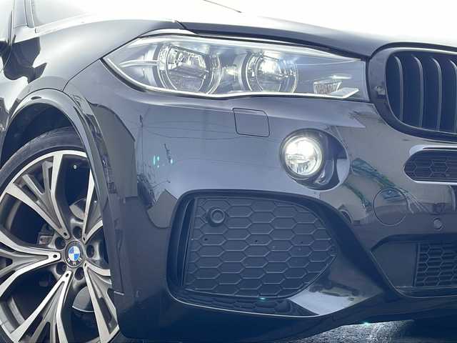 ＢＭＷ Ｘ５ xDrive 35d Mスポーツ 道北・旭川 2015(平27)年 8.1万km サファイアブラックP /4WD//禁煙車//サンルーフ//純正ナビ BT/フルセグ/AUX/USB/CD/DVD//レザーシート//前席シートヒーター//前席パワーシート//運転席メモリーシート//衝突軽減ブレーキ//オートPDC//ACC//レーンキープ//オートエアコン//革巻きステアリング//パドルシフト//ステアリングスイッチ//LEDヘッドライトオート//オートライト//オートマチックハイビーム//フォグランプ//リアフォグランプ//ヘットライトレエライザー//バックカメラ//フロントカメラ//パーキングホールド//オートリトラミラー//純正AW冬タイヤ積み込み//電動リアゲート//ヘットライトウォッシャー