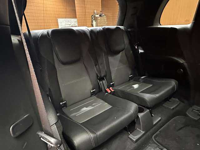 メルセデス・ベンツ ＧＬＢ２００ｄ AMGライン 千葉県 2020(令2)年 4.8万km 青 ＡＭＧレザーＥＸＣ　/パノラマＳＲ　/アドバンスドＰＫＧ　/純正ナビ　/３６０°カメラ　/ＡＣＣ　/ＨＵＤ　/シートヒーター　/パワーシート　/ＬＥＤヘッドライト　/ハイビームアシスト　/電動リアゲート　/アンビエントライト