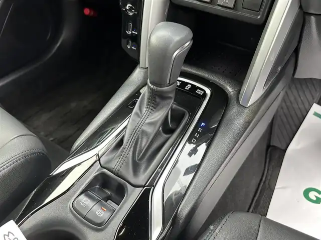 トヨタ カローラ クロス ハイブリッド Z 群馬県 2024(令6)年 1.1万km パール ナビゲーション　/フルセグテレビ　/ブルートゥース　/ＵＳＢ接続　/ＥＴＣ　/パワーバックドア　/ハーフレザーシート　/アダプティブクルーズ　/車線逸脱警報　/衝突軽減ブレー　/バックカメ　/ルーフボック/保証書/取扱説明書/整備手帳/スマートキーX２個