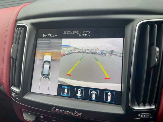 マセラティ レヴァンテ 茨城県 2018(平30)年 4.1万km 白 サンルーフ　/ＯＰ２１インチＡＷ　/３６０度カメラ　/衝突軽減Ｂ　/ＡＣＣ　/ＬＫＡ　/ＢＳＭ　/赤革　/シートヒーター　/ベンチレーション　/パワーシート　/パワーテールゲート　/ナビ　/ＴＶ/Android Auto/ＢＴ　/ＥＴＣ/ルーフレール/禁煙車