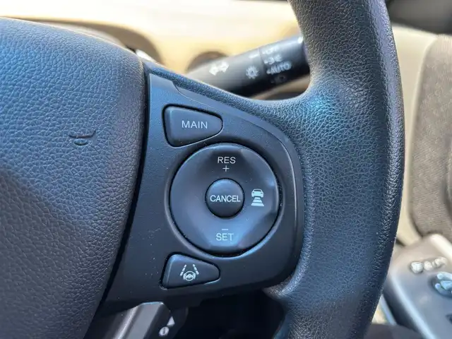 ホンダ フリード G ホンダセンシング 福岡県 2019(令1)年 6.1万km コバルトブルーパール ホンダセンシング/横滑り防止/盗難防止/レーンキープ/バッグカメラ/エアバッグ/純正ナビ/フルセグTV/BT/CDチェンジャー/純正フロアマット/プッシュスタート/スマートキー/オートライト/ETC/LEDヘッド　/両側パワスラ/クルコン