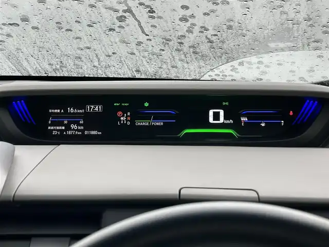 ホンダ フリード ハイブリット G 島根県 2024(令6)年 1.2万km フィヨルドミストパール ホンダセンシング /純正9インチナビ/CD/DVD/DTV/Bluetooth/USB/レーダークルーズコントロール/両側パワースライドドア/LEDオートライト/シートヒーター /ビルトインETC/前後ドライブレコーダー/ステアリングスイッチ/レーンキープ/フロントワイパーデアイサー /スマートキー/スペアキー /プッシュスタート /純正フロアマット/ドアバイザー