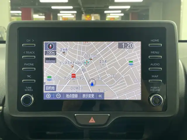 トヨタ ヤリス ハイブリッド X 愛知県 2021(令3)年 5.6万km ホワイトパールクリスタルシャイン 禁煙車/純正8インチナビ/（AM/FM/Bluetooth/USB)/バックカメラ/トヨタセーフティセンス/・衝突軽減ブレーキ/・レーンキープアシスト/・追従式クルーズコントロール/・オートマチックハイビーム/・クリアランスソナー/ブラインドスポットモニター/ETC/スマートキー/スペアキー有/純正フロアマット/横滑り防止装置