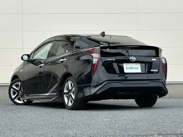 トヨタ プリウス A ツーリングセレクション 大分県 2017(平29)年 8.7万km アティチュードブラックマイカ 純正9インチナビ/DISC/TV/Bluetooth/トヨタセーフティセンス/モデリスタエアロ/バックカメラ/ブラインドスポットモニター/ヘッドアップディスプレイ/純正17インチアルミホイール/ビルトインETC2.0/プッシュスタート/スマートキー/オートLEDライト