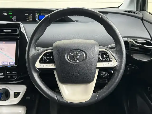 トヨタ プリウス A ツーリングセレクション 大分県 2017(平29)年 8.7万km アティチュードブラックマイカ 純正9インチナビ/DISC/TV/Bluetooth/トヨタセーフティセンス/モデリスタエアロ/バックカメラ/ブラインドスポットモニター/ヘッドアップディスプレイ/純正17インチアルミホイール/ビルトインETC2.0/プッシュスタート/スマートキー/オートLEDライト