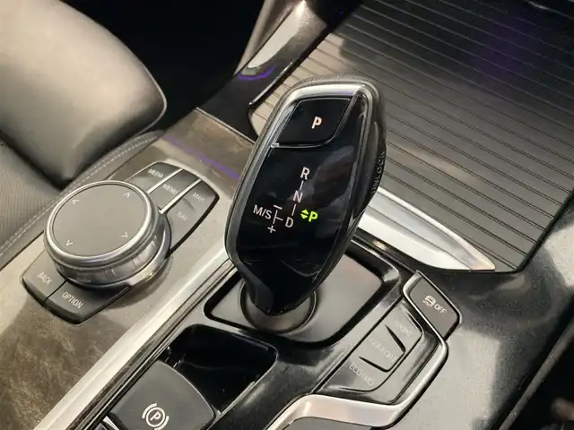ＢＭＷ Ｘ４ xDrive 30i Mスポーツ 熊本県 2019(平31)年 5.5万km アルピンホワイトⅢ 純正ナビ/フルセグTV/レザーシート/インテリジェントセーフティ/スマートキー/プッシュスタート/フルセグTV/ETC/注意喚起アシスト/PDC自動起動/アクティブPDC緊急ブレーキ/パーキングアシスト/ワイヤレス充電/ACC/パワーシート/全席シートヒーター/LEDヘッドライト/LEDフォグライト