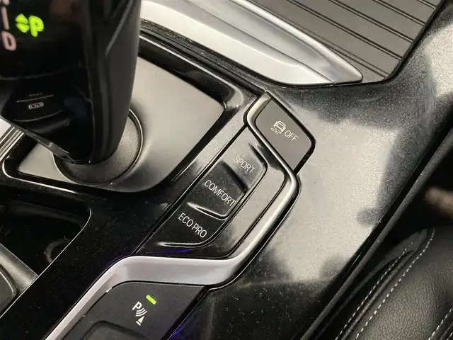 ＢＭＷ Ｘ４ xDrive 30i Mスポーツ 熊本県 2019(平31)年 5.5万km アルピンホワイトⅢ 純正ナビ/フルセグTV/レザーシート/インテリジェントセーフティ/スマートキー/プッシュスタート/フルセグTV/ETC/注意喚起アシスト/PDC自動起動/アクティブPDC緊急ブレーキ/パーキングアシスト/ワイヤレス充電/ACC/パワーシート/全席シートヒーター/LEDヘッドライト/LEDフォグライト