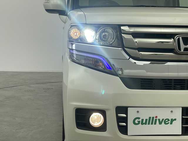 ホンダ Ｎ ＢＯＸ カスタム G Lパッケージ 群馬県 2016(平28)年 7.7万km プレミアムホワイトパールⅡ ナビ　バックカメラ　フルセグＴＶ　衝突被害軽減ブレーキ　ビルトインＥＴＣ　両側電動スライドドア　純正１４インチアルミホイール　ＨＩＤヘッドライト　オートライト　フォグライト　スマートキー　禁煙車