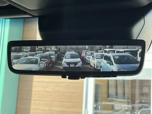 トヨタ ランドクルーザー ２５０ VX 宮崎県 2024(令6)年 1.3万km プラチナホワイトパールマイカ ムーンルーフ/丸目1眼LEDヘッドライト/ブラックルーフレール/ブラックレザーシート/パワーバックドア/純正18インチアルミ/レーンディパーチャーアラート/BSM/PCS/PDA/クリアランスソナー/RCTA/RCD/RSA/後方車両接近告知