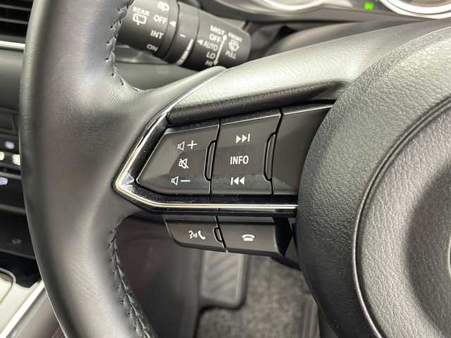 マツダ ＣＸ－８ XD プロアクティブ 鹿児島県 2022(令4)年 3万km スノーフレイクホワイトパールマイカ 純正10.25インチワイドナビ/Bluetooth/置くだけ充電/レーダークルーズコントロール/ハンドルヒーター/Dメモリーシート/LEDヘッドライト/フルセグ再生可/i-ACTIVSENSE/360℃ビュー・モニター/i-stop/ブラインドスポットモニター/アクティブドライビングディスプレイ/ステアリングヒーター/D/Nシートヒーター/後席シートヒーター/純正フロアマット/純正アルミホイール/ETC/パワーバックドア/スペアキー