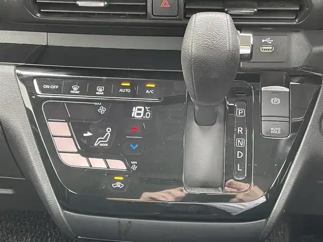 日産 ルークス HWS Gターボ プロパイロットED 佐賀県 2021(令3)年 6.7万km グレー プロパイロット/エマージェンシーブレーキ/インテリジェントクルーズコントロール/前後ソナー/車線逸脱警報/車線逸脱防止支援/純正9インチSDナビ/・フルセグTV/BT/CD/DVD/アラウンドビューモニター/純正15インチAW/LEDヘッドライト/フォグランプ/オートライト/電動パーキングスイッチ/ステアリングスイッチ/プッシュスタート/アイドリングストップ/リアサーキュレーター/リアサンシェード/バックテーブル/ETC/電動格納ミラー
