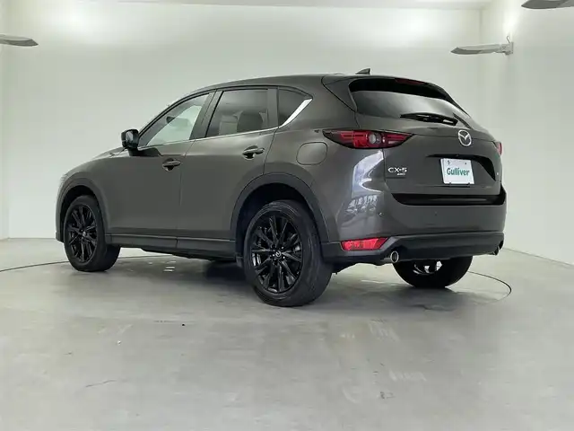 マツダ ＣＸ－５ XD ブラックトーンエディション 福井県 2021(令3)年 3.9万km グレー 純正マツダコネクトナビ/フルセグTV/Bluetooth/USB/Carplay/AM/FM/全方位モニター/衝突軽減ブレーキ/クルーズコントロール/革巻きステアリング/ステアリングリモコン/ステアリングヒーター/パドルシフト/ステアリングチルド機構/ハーフレザーシート/パワーシート/シートヒーター /パワーバックドア /オートライト /フォグランプ/プッシュスタート /スペアキー/ブラインドスポットモニター/ウィンカー・電動格納式ミラー/リアワイパー