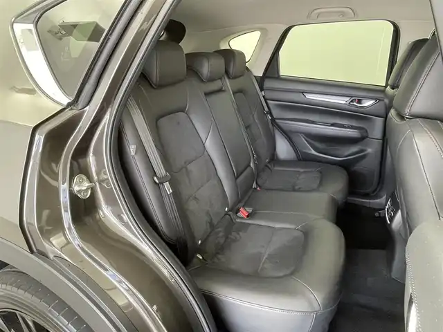 マツダ ＣＸ－５ XD ブラックトーンエディション 福井県 2021(令3)年 3.9万km グレー 純正マツダコネクトナビ/フルセグTV/Bluetooth/USB/Carplay/AM/FM/全方位モニター/衝突軽減ブレーキ/クルーズコントロール/革巻きステアリング/ステアリングリモコン/ステアリングヒーター/パドルシフト/ステアリングチルド機構/ハーフレザーシート/パワーシート/シートヒーター /パワーバックドア /オートライト /フォグランプ/プッシュスタート /スペアキー/ブラインドスポットモニター/ウィンカー・電動格納式ミラー/リアワイパー
