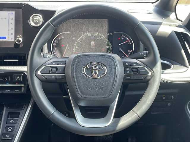 トヨタ ヴォクシー S－Z 沖縄県 2023(令5)年 4.8万km アティチュードブラックマイカ 純正ディスプレイオーディオ・Bluetooth/バックカメラ/ETC/ドライブレコーダー/両側パワースライドドア/コーナーセンサー/衝突被害軽減システム/レーンキープアシスト/オートライト/革巻きステアリング/ステアリングスイッチ/オートホールド/電子サイドブレーキ/純正アルミ/クルーズコントロール