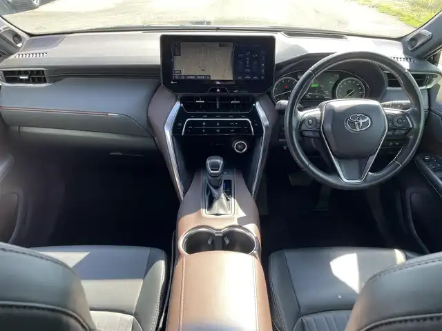 トヨタ ハリアー Z 福岡県 2020(令2)年 3.1万km プレシャスブラックパール 純正ナビ（BLUETOOTH/フルセグ)/JBLプレミアムサウンド/バックカメラ/電動リアゲート/レーダークルーズコントロ/LEDヘッドライト/オートライト/オートマチックハイビーム/ハーフレザーシート/D席パワーシート/チルトステアリング/純正19インチAW/横滑り防止装置/コーナーセンサー/レーンキープアシスト/盗難防止装置/衝突軽減システム/デジタルインナーミラー/ウィンカーミラー/スマートキー/ETC2.0/保証書