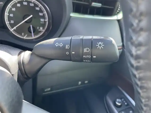 トヨタ ハリアー Z 福岡県 2020(令2)年 3.1万km プレシャスブラックパール 純正ナビ（BLUETOOTH/フルセグ)/JBLプレミアムサウンド/バックカメラ/電動リアゲート/レーダークルーズコントロ/LEDヘッドライト/オートライト/オートマチックハイビーム/ハーフレザーシート/D席パワーシート/チルトステアリング/純正19インチAW/横滑り防止装置/コーナーセンサー/レーンキープアシスト/盗難防止装置/衝突軽減システム/デジタルインナーミラー/ウィンカーミラー/スマートキー/ETC2.0/保証書