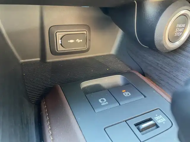 トヨタ ハリアー Z 福岡県 2020(令2)年 3.1万km プレシャスブラックパール 純正ナビ（BLUETOOTH/フルセグ)/JBLプレミアムサウンド/バックカメラ/電動リアゲート/レーダークルーズコントロ/LEDヘッドライト/オートライト/オートマチックハイビーム/ハーフレザーシート/D席パワーシート/チルトステアリング/純正19インチAW/横滑り防止装置/コーナーセンサー/レーンキープアシスト/盗難防止装置/衝突軽減システム/デジタルインナーミラー/ウィンカーミラー/スマートキー/ETC2.0/保証書