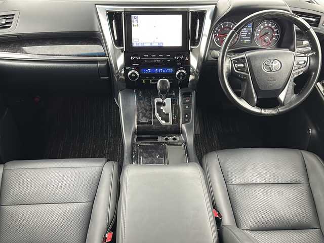 トヨタ アルファード S Cパッケージ 宮城県 2020(令2)年 4.7万km ブラック モデリスタエアロ（F＋S＋R）/Toyota Safety Sense/・プリクラッシュセーフティ	/・レーントレーシングアシスト	/・レーダークルーズコントロール	/・オートマチックハイビーム/・クリアランスソナー	/バックカメラ/純正8型DAナビ/・BT.CD.DVD.USB.Miracast/フルセグTV/合皮シート/両側パワースライドドア/電動リアゲート/パワーシート（1.2列目）/前席シートヒーター/前席エアシート/ステアリングヒーター/ウッド調ステアリング/ステアリングスイッチ/LEDヘッドライト/LEDフォグランプ/シーケンシャルランプ/ドライブレコーダー（FR）/ビルトインETC/電動パーキングブレーキ/横滑り防止装置/プッシュスタート/スマートキー×2/純正18inAW/純正フロアマット/ロールサンシェード
