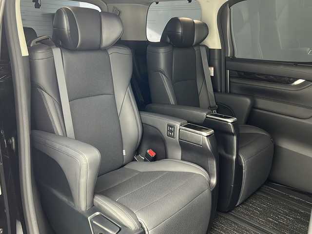 トヨタ アルファード S Cパッケージ 宮城県 2020(令2)年 4.7万km ブラック モデリスタエアロ（F＋S＋R）/Toyota Safety Sense/・プリクラッシュセーフティ	/・レーントレーシングアシスト	/・レーダークルーズコントロール	/・オートマチックハイビーム/・クリアランスソナー	/バックカメラ/純正8型DAナビ/・BT.CD.DVD.USB.Miracast/フルセグTV/合皮シート/両側パワースライドドア/電動リアゲート/パワーシート（1.2列目）/前席シートヒーター/前席エアシート/ステアリングヒーター/ウッド調ステアリング/ステアリングスイッチ/LEDヘッドライト/LEDフォグランプ/シーケンシャルランプ/ドライブレコーダー（FR）/ビルトインETC/電動パーキングブレーキ/横滑り防止装置/プッシュスタート/スマートキー×2/純正18inAW/純正フロアマット/ロールサンシェード