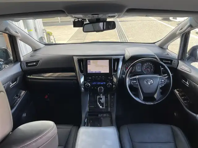 トヨタ アルファード S Cパッケージ 東京都 2020(令2)年 4.7万km ブラック モデリスタエアロ/純正８型ディスプレイオーディオ/・BluetoothAudio/・MiraCast/・CD/SD/DVD/AM/FM/Toyota Safety Sense/・プリクラッシュセーフティ	/・レーントレーシングアシスト	/・レーダークルーズコントロール	/・オートマチックハイビーム/・クリアランスソナー	/バックカメラ/ブラックレザーシート/・パワーシート（1.2列目）/・前席シートヒーター/・前席エアシート/両側パワースライドドア/電動リアゲート/ステアリングヒーター/ウッド調ステアリング/ステアリングスイッチ/LEDヘッドライト/LEDフォグランプ/シーケンシャルランプ/ドライブレコーダー（FR）/ビルトインETC/電動パーキングブレーキ/横滑り防止装置/プッシュスタート/スマートキー×2/純正18inAW/純正フロアマット/ロールサンシェード