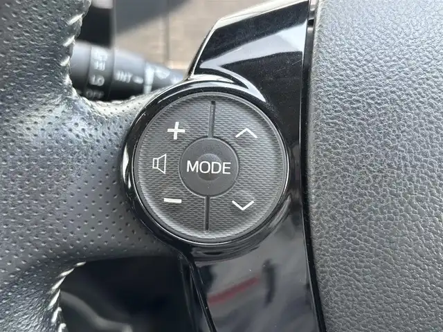 トヨタ アクア G G’s 宮城県 2015(平27)年 5.5万km ブラックマイカ スマートエントリーパッケージ/・スマートエントリー/スタートシステム/・イモビライザー/・オートライト/純正SDナビ（NSCP-W64）/ワンセグTV/バックカメラ/クルーズコントロール/ブラック加飾専用LEDヘッドランプ/車高調/革巻きステアリング/ステアリングリモコン/ブラック合皮/アルカンターラコンビスポーツシート/ドライブレコーダー/ビルトインETC/純正AW17インチ/登録時走行距離54940km