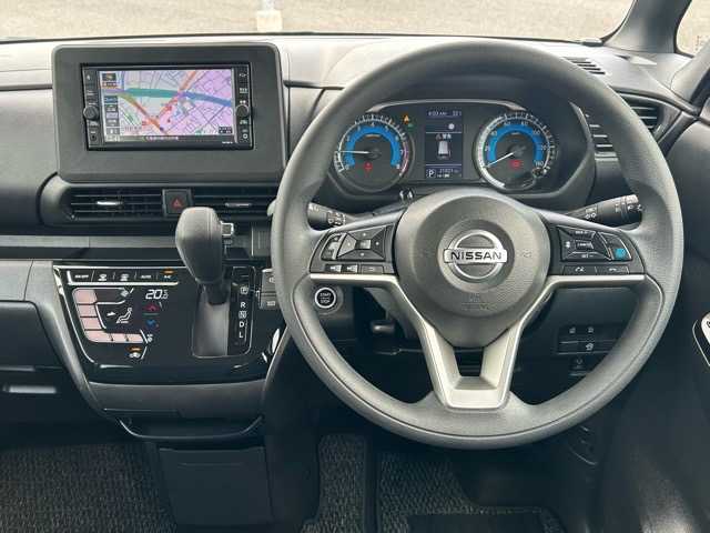 日産 ルークス HWS X プロパイロットED 千葉県 2022(令4)年 3.2万km ブラック 純正ナビ/フルセグテレビ/Bluetooth接続/ETC/レーダークルーズコントロール/横滑り防止装置/エマージェンシーブレーキ/車線逸脱警報/アラウンドビューモニター/両側パワースライドドア/ベンチシート/オートライト/オートマチックハイビーム/純正フロアマット/純正アルミホイール/取扱説明書/保証書