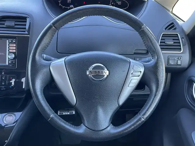 日産 セレナ ハイウェイスター Vセレクション 道央・札幌 2013(平25)年 7.1万km スーパーブラック ４WD/純正ディーラーOPナビ/CD/DVD/SD/フルセグ/横滑り防止装置/クルーズコントロール/バックカメラ/ETC/アイドリングストップ/ECOMODE/両側パワースライドドア/プッシュスタート/スマートキー/LEDヘッドライト/オートライト/フォグランプ/電動格納ミラー/ウィンカーミラー/純正フロアマット/ドアバイザー