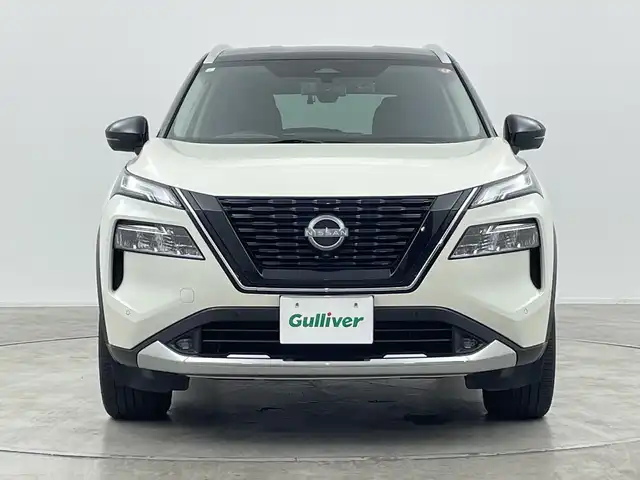 日産 エクストレイル G e－4ORCE 群馬県 2023(令5)年 2.8万km ブリリアントホワイトパール/スーパーブラック 2トーン 純正１２．３型ナビ　全周囲カメラ　アダプティブクルーズコントロール　パワーバックドア　デジタルインナーミラー　ブラインドスポットモニター　前後ドライブレコーダー　ＬＥＤヘッドライト　ＥＴＣ　禁煙車