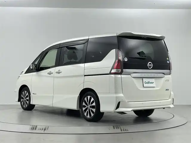 日産 セレナ