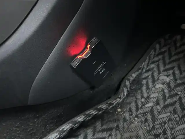 日産 ジューク 15RS 静岡県 2010(平22)年 12.4万km ホワイトパール CD/AM/FM/リモコンキー/取扱説明書/保証書/電動格納ミラー