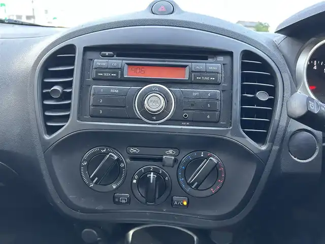 日産 ジューク 15RS 静岡県 2010(平22)年 12.4万km ホワイトパール CD/AM/FM/リモコンキー/取扱説明書/保証書/電動格納ミラー