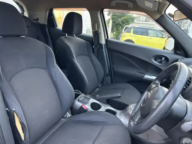 日産 ジューク 15RS 静岡県 2010(平22)年 12.4万km ホワイトパール CD/AM/FM/リモコンキー/取扱説明書/保証書/電動格納ミラー