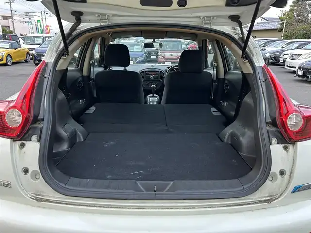 日産 ジューク 15RS 静岡県 2010(平22)年 12.4万km ホワイトパール CD/AM/FM/リモコンキー/取扱説明書/保証書/電動格納ミラー