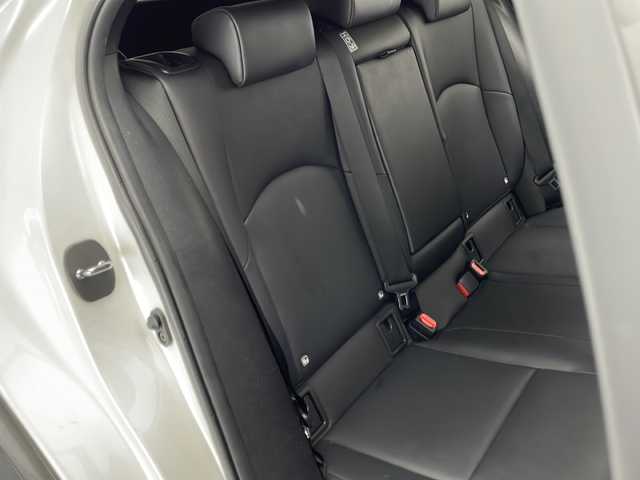 レクサス ＵＸ 250h バージョンC 宮崎県 2019(令1)年 5.8万km ソニッククォーツ 禁煙車/レクサスセーフティシステム/純正12.3型ナビTV/（CD/DVD/Blu-ray/Bluetooth/MSV/フルセグTV)/純正バックカメラ/純正ビルトイン2.0ETC/純正LEDオートライト/純正LEDフォグ/純正17インチアルミ/純正フロアマット/プリクラッシュセーフティ/アダプティブクルーズコントロール/レーンディパーチャーアラート/オートマチックハイビーム/クリアランスソナー/電子パーキング/ステアリングヒーター/パワーチルトステアリング/前席パワーシート/シートヒーター/本革巻ハンドル/スマートキー/プッシュエンジンスタート