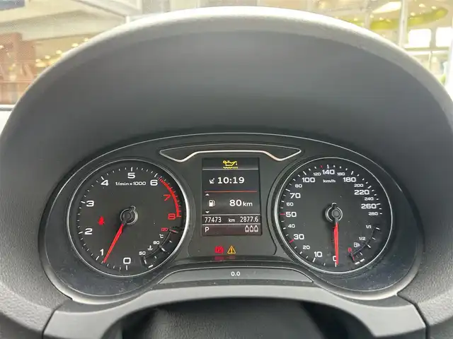 アウディ Ａ３ スポーツバック 1．4 TFSI 大阪府 2015(平27)年 7.8万km 白 純正ナビ/バックカメラ/クリアランスソナー/パドルシフト/純正16インチＡＷ/ＨＩＤヘッドライト/ＥＴＣ/ドラレコ/クルコン
