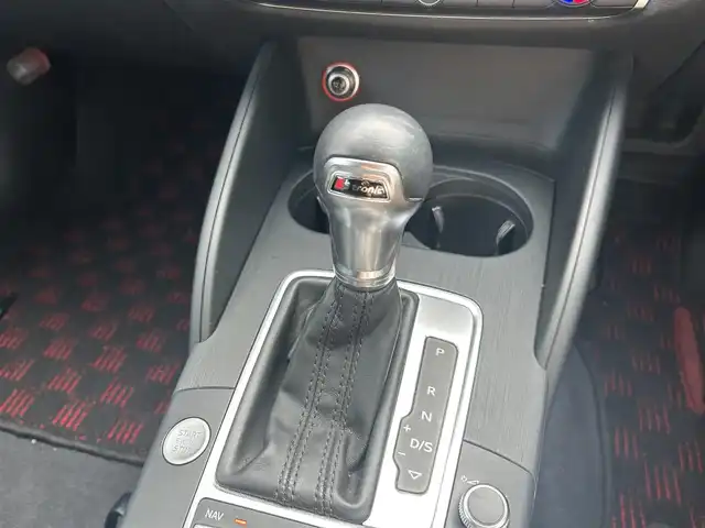 アウディ Ａ３ スポーツバック 1．4 TFSI 大阪府 2015(平27)年 7.8万km 白 純正ナビ/バックカメラ/クリアランスソナー/パドルシフト/純正16インチＡＷ/ＨＩＤヘッドライト/ＥＴＣ/ドラレコ/クルコン