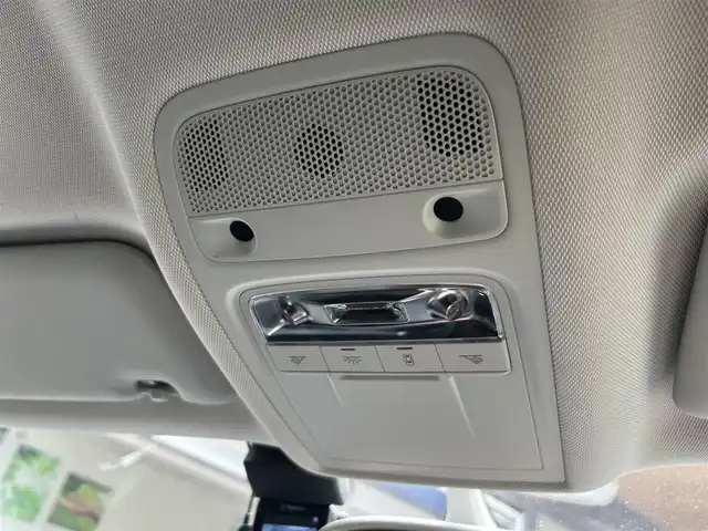 アウディ Ａ３ スポーツバック 1．4 TFSI 大阪府 2015(平27)年 7.8万km 白 純正ナビ/バックカメラ/クリアランスソナー/パドルシフト/純正16インチＡＷ/ＨＩＤヘッドライト/ＥＴＣ/ドラレコ/クルコン