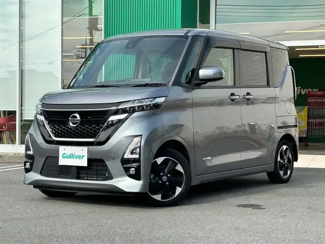 日産 ルークス ハイウェイスター X 静岡県 2021(令3)年 2.3万km チタニウムグレーメタリック 純正SDナビ（BT接続）/全方位カメラ/純正アルミホイール/純正フロアマット/LEDヘッドライト/エンジンスタートボタン/パワーステアリング/パワーウィンドウ/アイドリングストップ/スマートキー/AAC/USB入力端子/布系シート/ベンチシート/片側パワースライドドア/ABS/横滑り防止装置/前後コーナーセンサー/W+サイドエアバッグ/衝突軽減システム