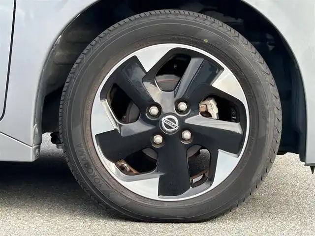 日産 ルークス ハイウェイスター X 静岡県 2021(令3)年 2.3万km チタニウムグレーメタリック 純正SDナビ（BT接続）/全方位カメラ/純正アルミホイール/純正フロアマット/LEDヘッドライト/エンジンスタートボタン/パワーステアリング/パワーウィンドウ/アイドリングストップ/スマートキー/AAC/USB入力端子/布系シート/ベンチシート/片側パワースライドドア/ABS/横滑り防止装置/前後コーナーセンサー/W+サイドエアバッグ/衝突軽減システム