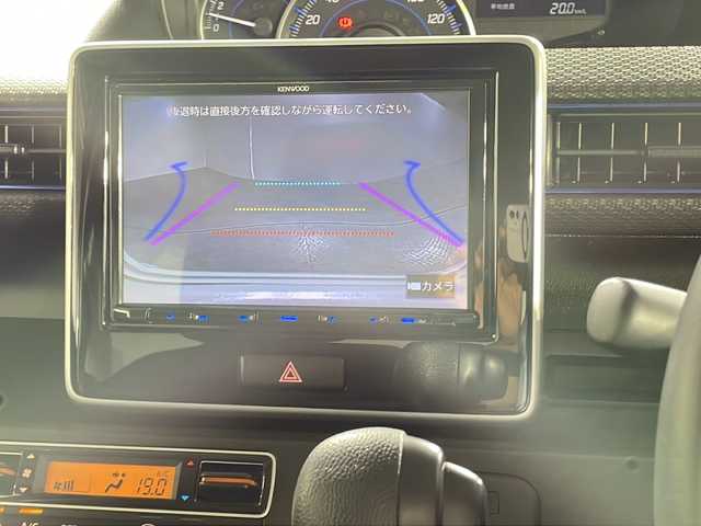 スズキ ワゴンＲ HYBRID FZ 沖縄県 2022(令4)年 5.2万km ピュアホワイトP 禁煙車　/社外ナビ８インチ[SKX-S806]/（フルセグＴＶ　Ｂｌｕｅｔｏｏｔｈ　ＣＤ　ＤＶＤ）/バックカメラ　/レーダーブレーキ　/純正１４インチアルミホイール　/前後ドライブレコーダー　/スペアキー　/取扱説明書