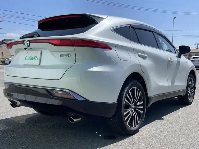 トヨタ ハリアー ＰＨＥＶ Z 福岡県 2023(令5)年 1.6万km プラチナホワイトパールマイカ ワンオーナー/4WD/トヨタセーフティセンス/調光パノラマルーフ/JBLナビ/（BLUETOOTH/フルセグ)/JBLプレミアムサウンドシステム/アラウンドビューモニター/バックカメラ/フロントカメラ/サイドカメラ/電動リアゲート/レーダークルーズコントロール/LEDヘッドライト/オートライト/オートマチックハイビーム/レザーシート/全席シートヒーター/DN席エアシート/DN席パワーシート/シートメモリー/チルトステアリング/ステアリングヒーター/純正19インチAW/HUD/TVキャンセラー/デジタルインナーミラー/ウィンカーミラー/横滑り防止装置/コーナーセンサー/レーンキープアシスト/盗難防止装置/BSM/スマートキー/ETC2.0/保証書/取扱説明書